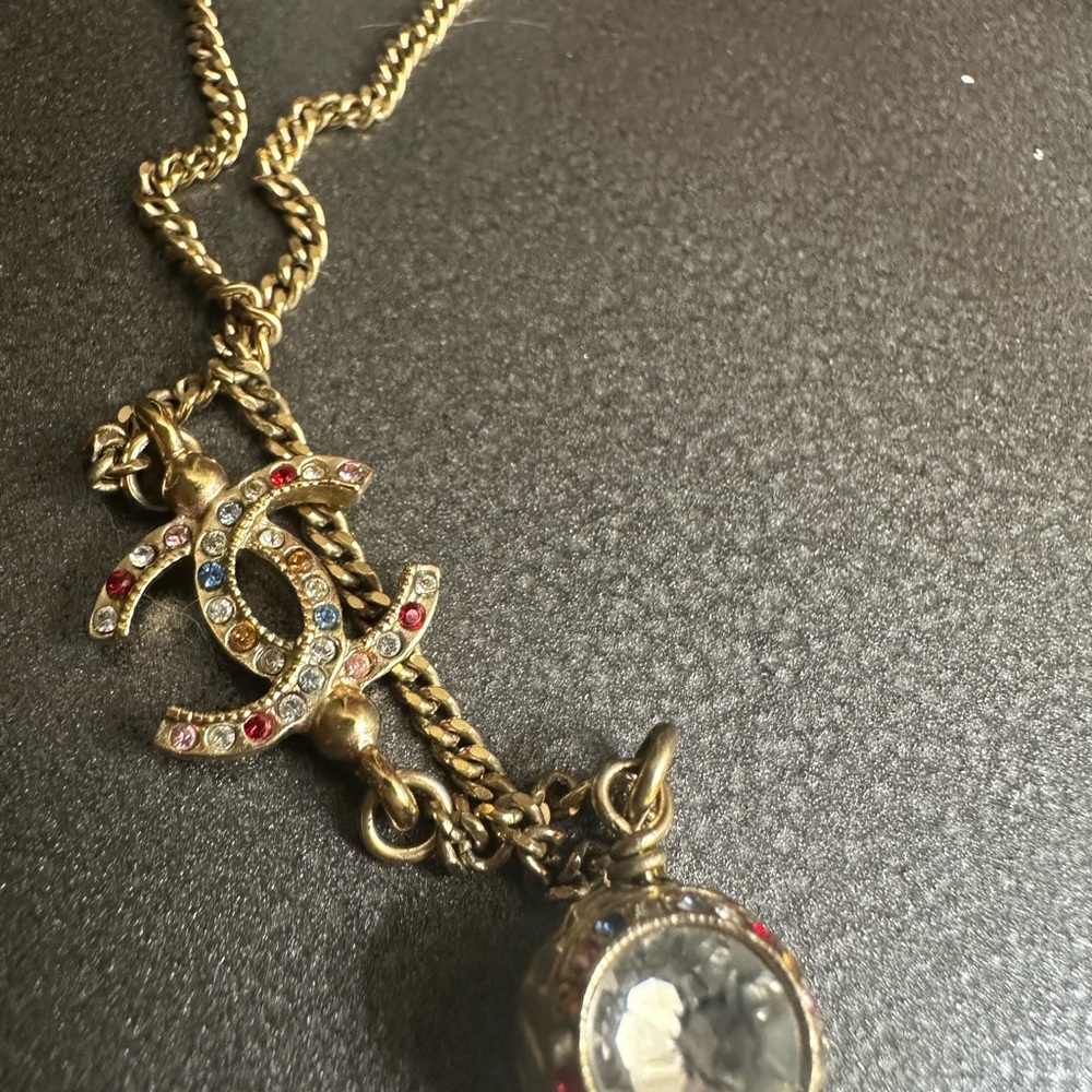 CHANEL CRUISE Collection.  Earrings and Necklace